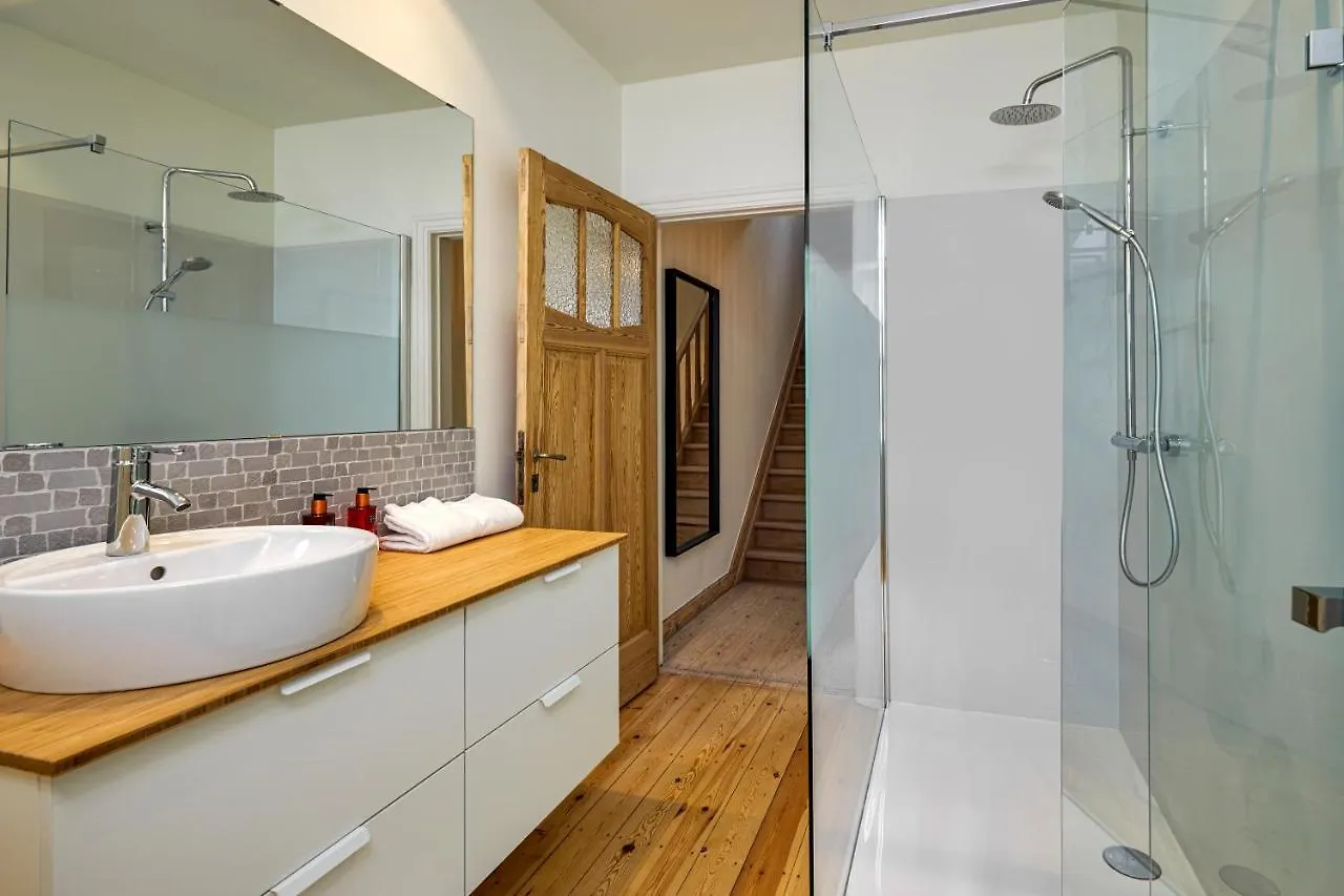 Trendy, Authentieke Woning Met Groot Terras En Tuin Villa Bruges 0*,  Belgium
